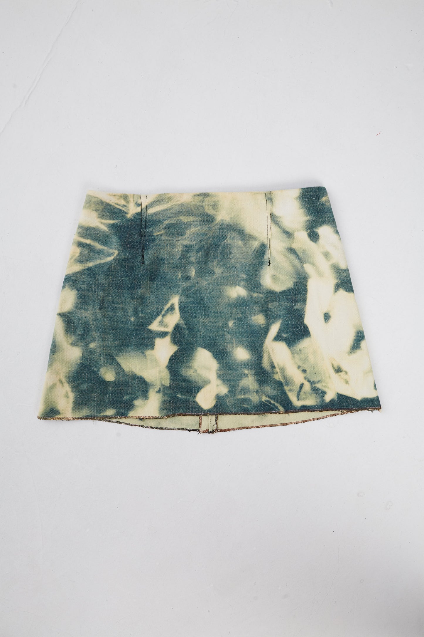 Cloudy belt skirt